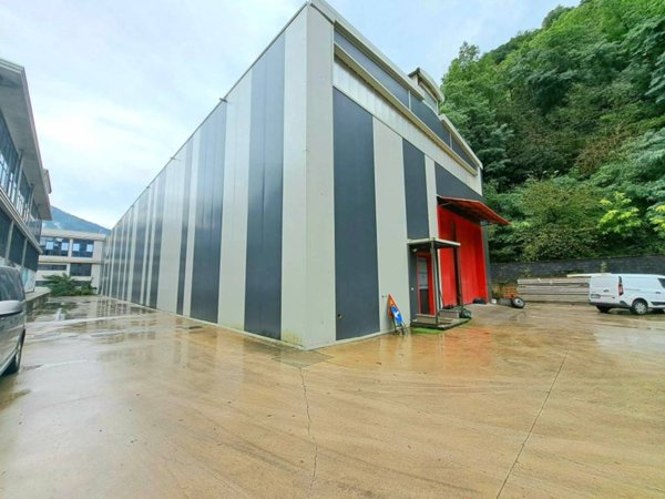 locale commerciale in vendita a Sarezzo