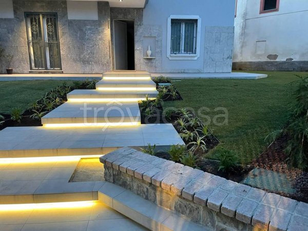 casa indipendente in vendita a Sarezzo