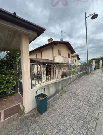 casa indipendente in vendita a Sarezzo