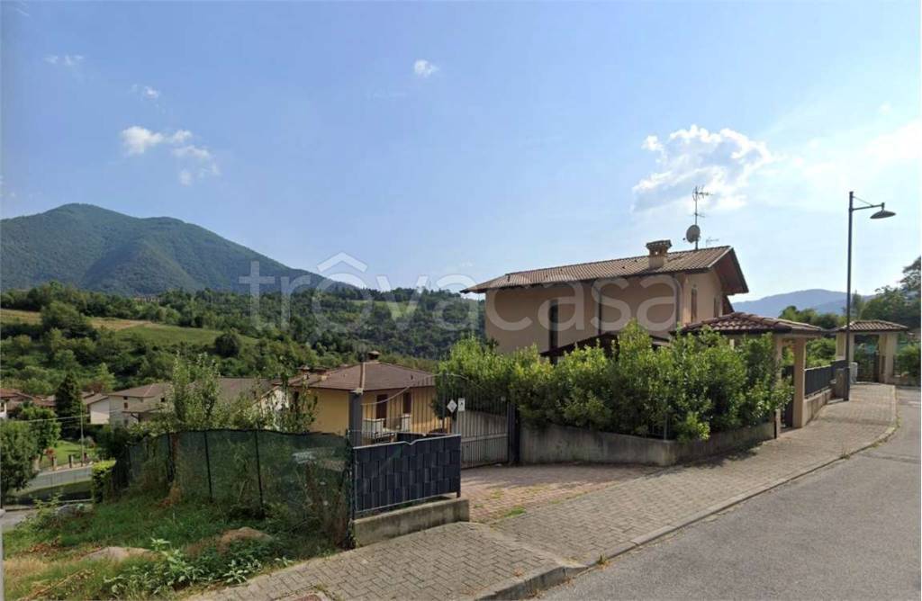 casa indipendente in vendita a Sarezzo