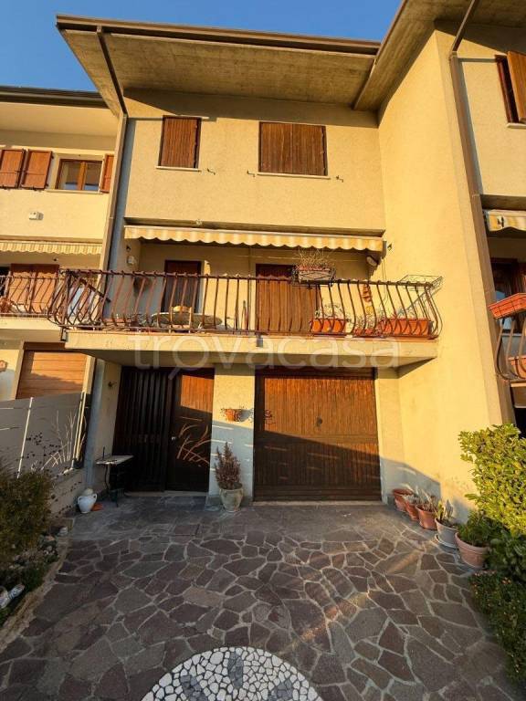 casa indipendente in vendita a Sarezzo