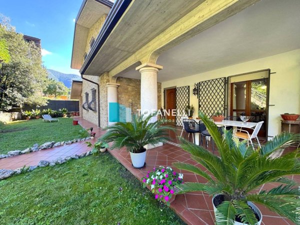 casa indipendente in vendita a Sarezzo