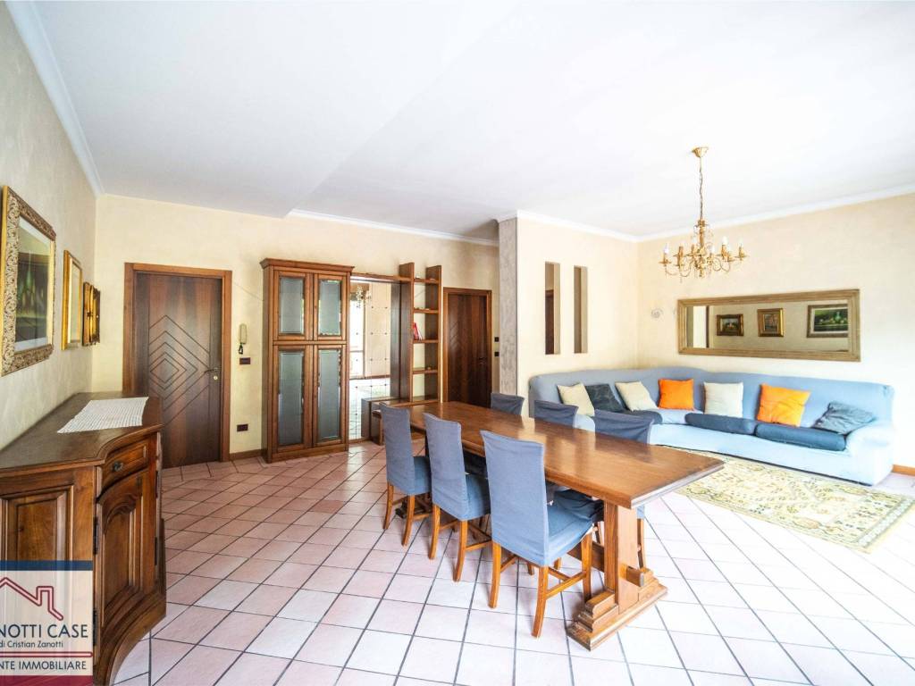 appartamento in vendita a Sarezzo in zona Zanano
