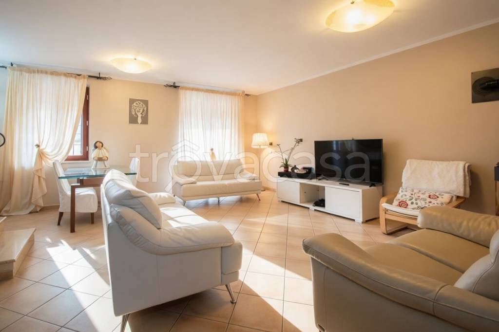 casa indipendente in vendita a Sarezzo