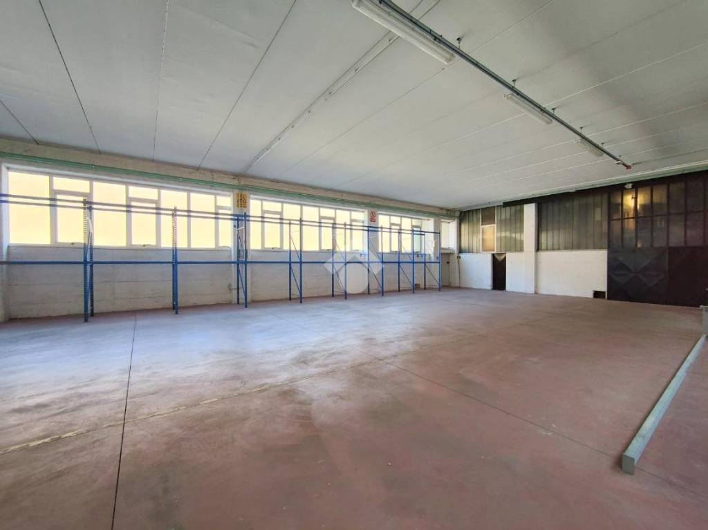 locale commerciale in vendita a Sarezzo