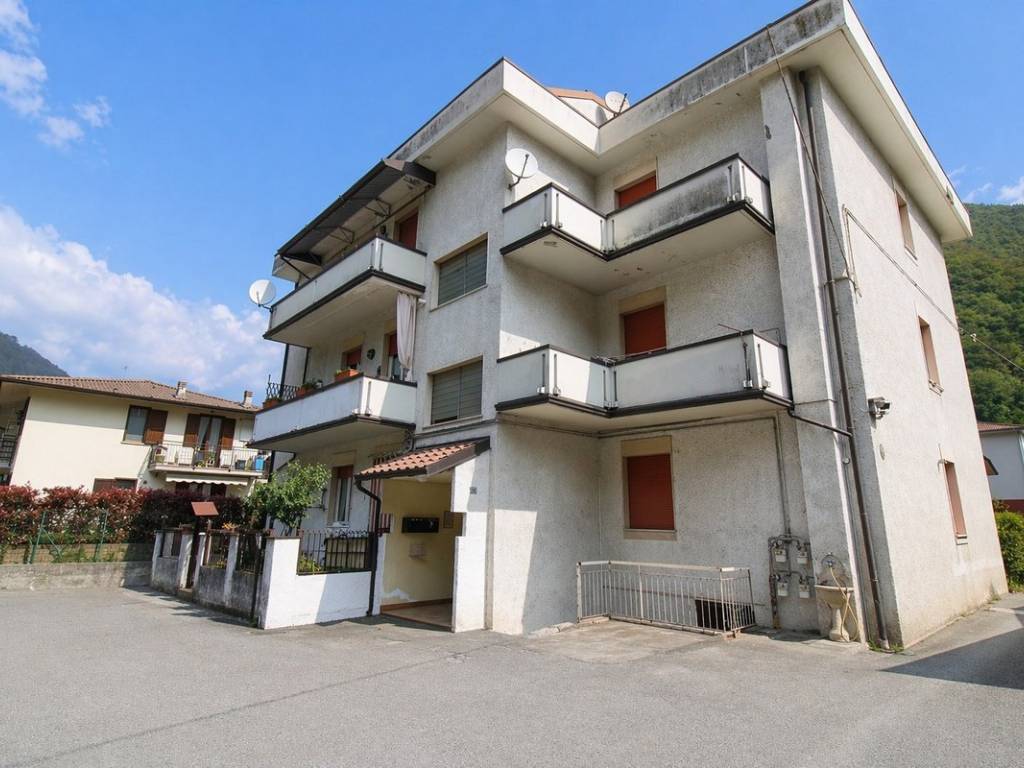 appartamento in vendita a Sarezzo in zona Zanano