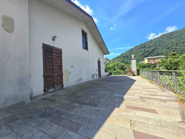 casa indipendente in vendita a Sarezzo