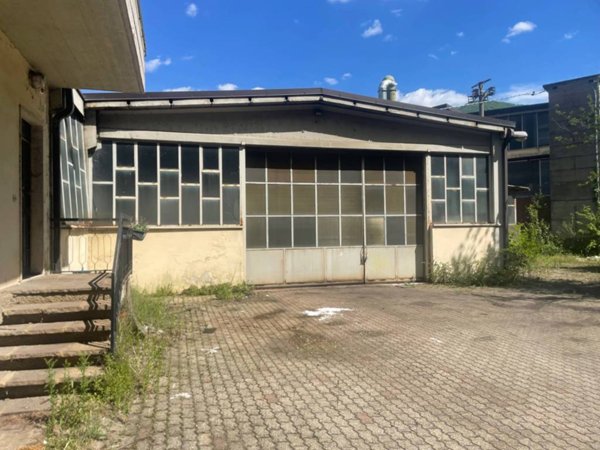 locale commerciale in vendita a Sarezzo