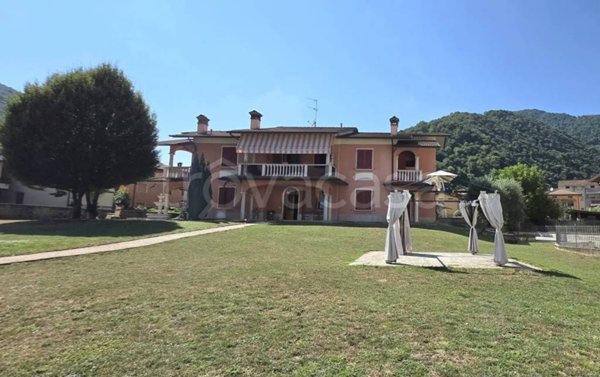 casa indipendente in vendita a Sarezzo in zona Ponte Zanano