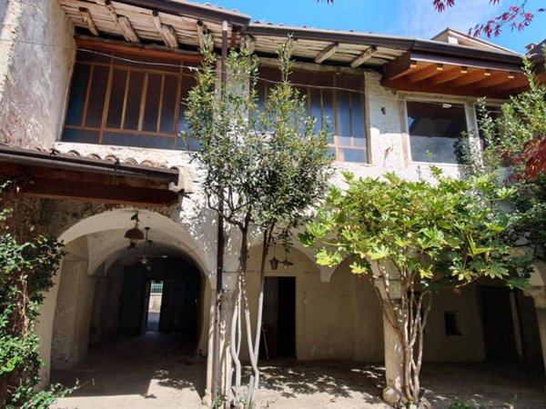 casa indipendente in vendita a Sarezzo in zona Noboli