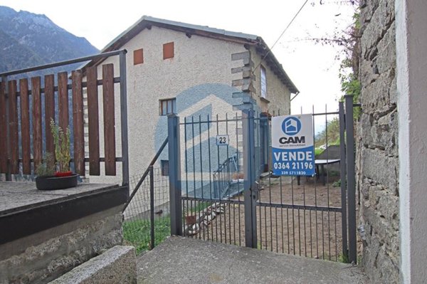 casa indipendente in vendita a Saviore dell'Adamello in zona Ponte