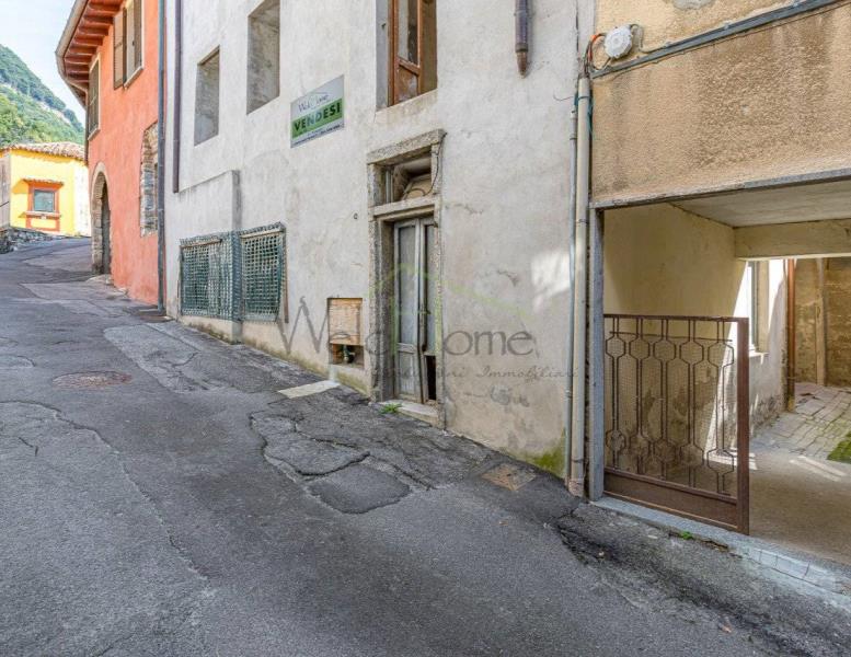 casa indipendente in vendita a Saviore dell'Adamello in zona Ponte