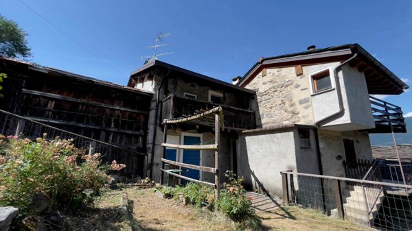 casale in vendita a Saviore dell'Adamello in zona Ponte