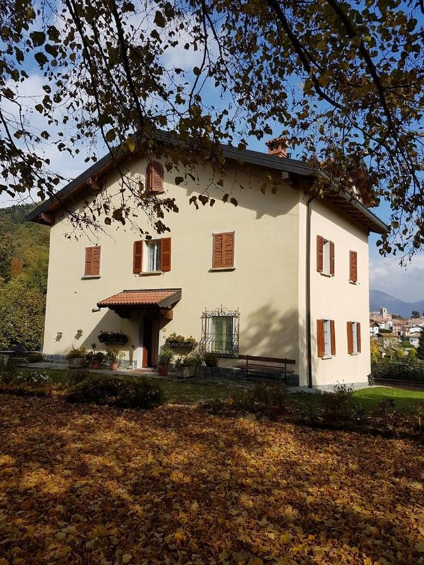 casa indipendente in vendita a Saviore dell'Adamello in zona Valle