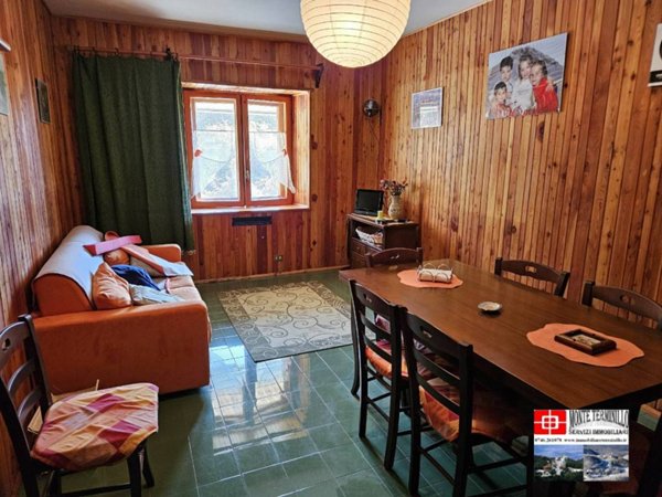 appartamento in vendita a Saviore dell'Adamello in zona Valle