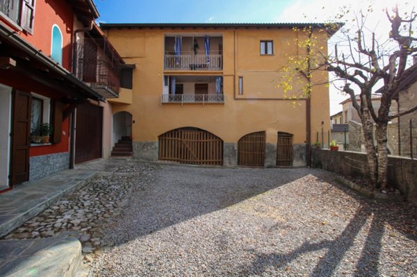 appartamento in vendita a Saviore dell'Adamello in zona Valle