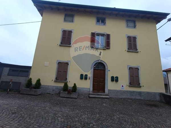 appartamento in vendita a Saviore dell'Adamello in zona Valle