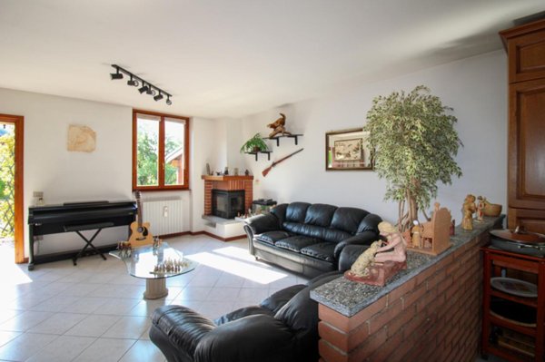 casa indipendente in vendita a Saviore dell'Adamello in zona Valle