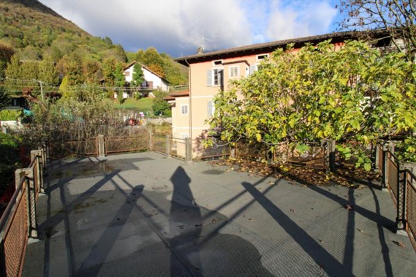 casa indipendente in vendita a Saviore dell'Adamello in zona Valle