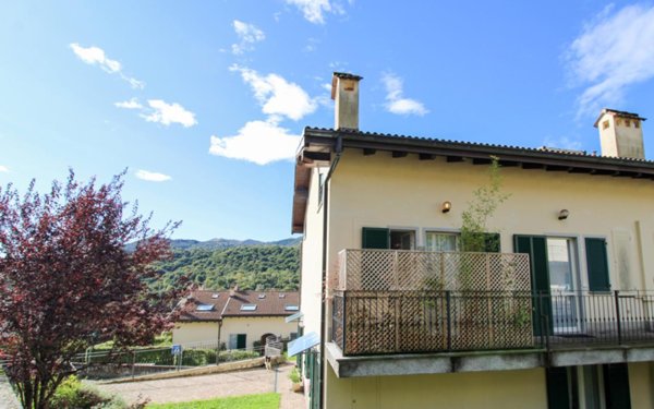 appartamento in vendita a Saviore dell'Adamello in zona Valle