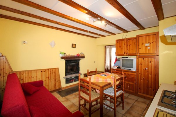 appartamento in vendita a Saviore dell'Adamello in zona Valle