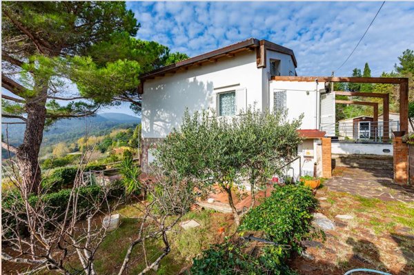 casa indipendente in vendita a Saviore dell'Adamello in zona Valle