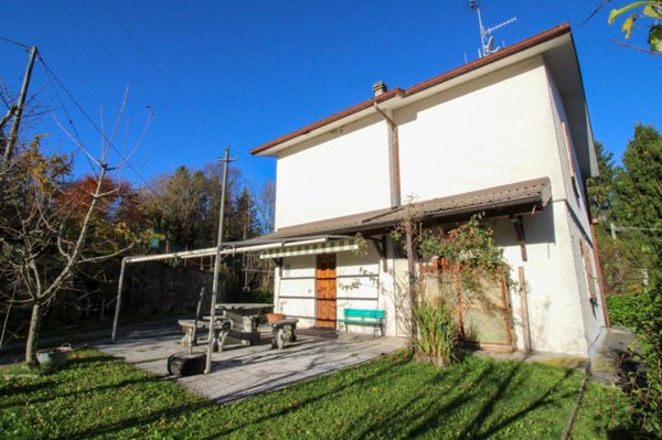 casa indipendente in vendita a Saviore dell'Adamello in zona Valle