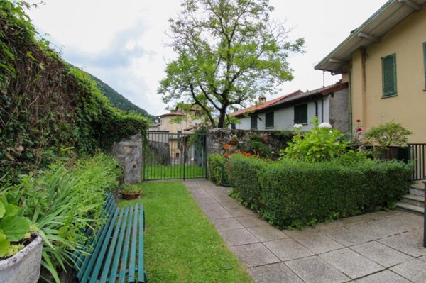 appartamento in vendita a Saviore dell'Adamello in zona Valle