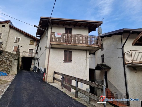 casa semindipendente in vendita a Saviore dell'Adamello in zona Valle