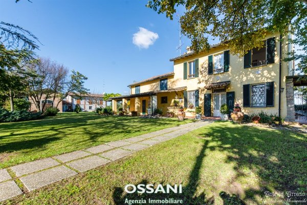 casa indipendente in vendita a Saviore dell'Adamello in zona Valle