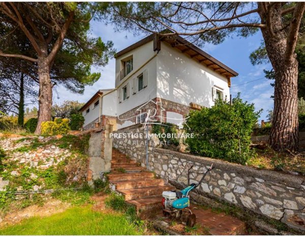 casa indipendente in vendita a Saviore dell'Adamello in zona Valle