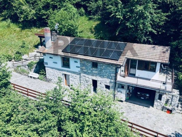 casa indipendente in vendita a Saviore dell'Adamello in zona Valle