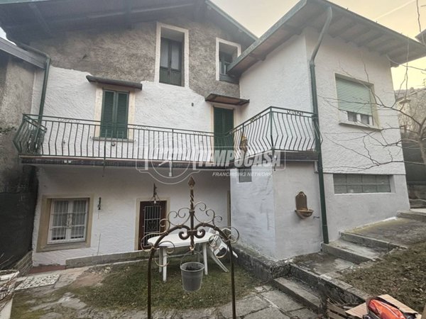 casa indipendente in vendita a Saviore dell'Adamello in zona Valle