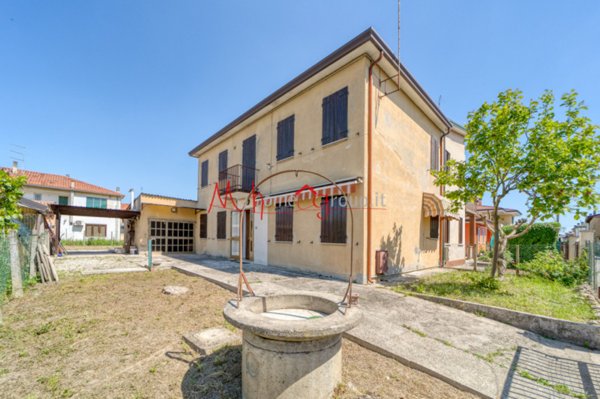 casa indipendente in vendita a Saviore dell'Adamello in zona Ponte