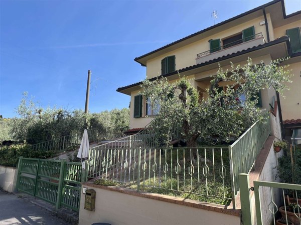 casa indipendente in vendita a Saviore dell'Adamello in zona Ponte