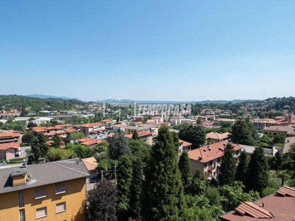 appartamento in vendita a Saviore dell'Adamello in zona Ponte