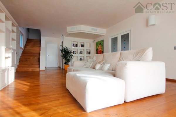 casa indipendente in vendita a Saviore dell'Adamello in zona Ponte