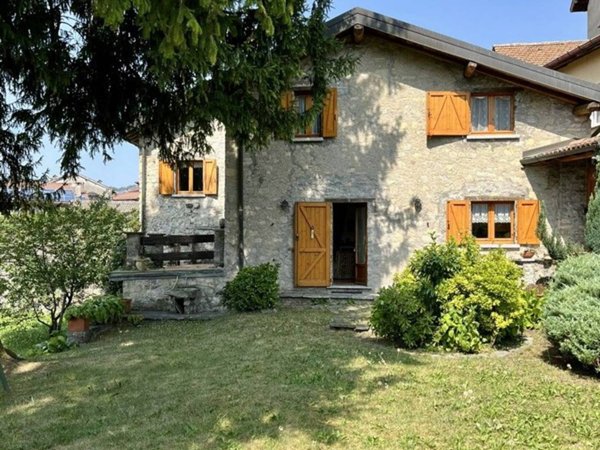 casa indipendente in vendita a Saviore dell'Adamello in zona Valle
