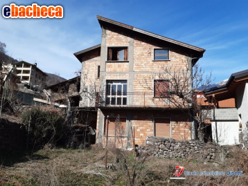 casa indipendente in vendita a Sellero