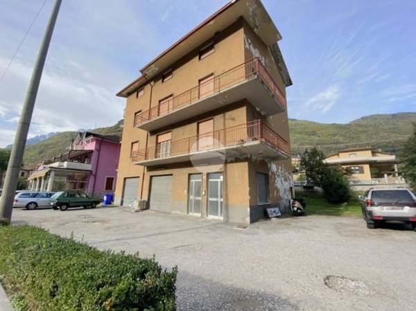 casa indipendente in vendita a Sellero