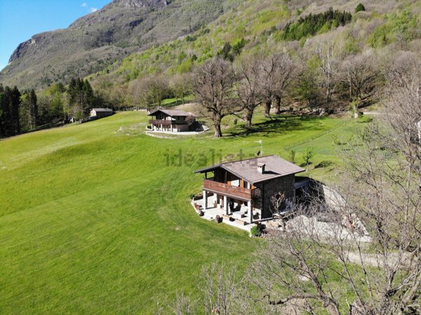 casa indipendente in vendita a Sellero
