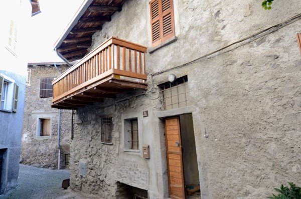 casa semindipendente in vendita a Sellero