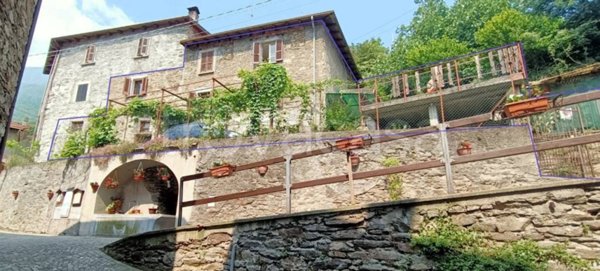 casa indipendente in vendita a Sellero in zona Novelle