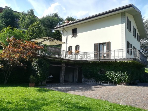 casa indipendente in vendita a Sellero