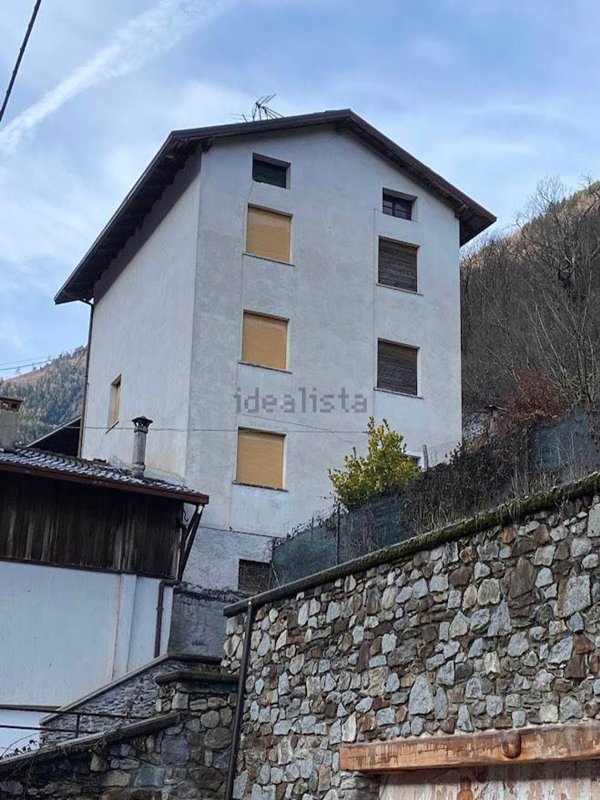 quadrivano in vendita a Sellero