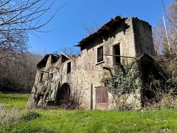 casa indipendente in vendita a Sellero