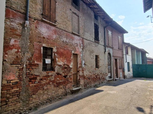 rudere in vendita a Seniga