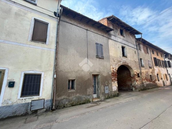 casa indipendente in vendita a Seniga