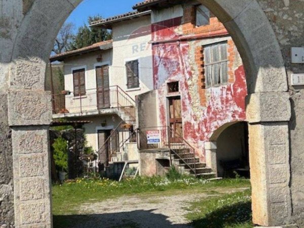 casa indipendente in vendita a Serle