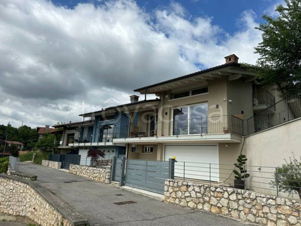 casa indipendente in vendita a Serle